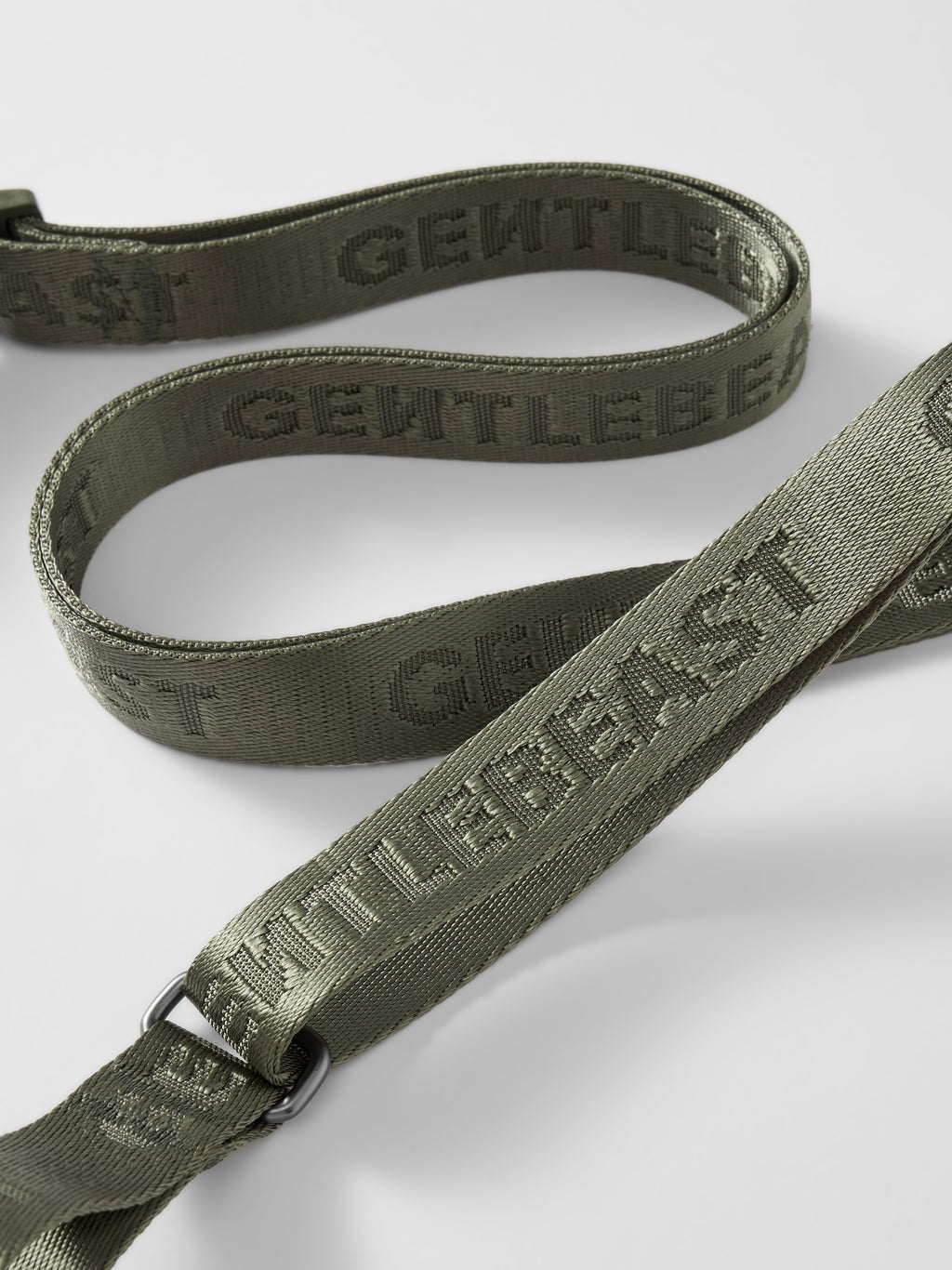 GENTLEBEAST green dog leash featuring a sturdy clip and soft grip handle for comfortable walks.