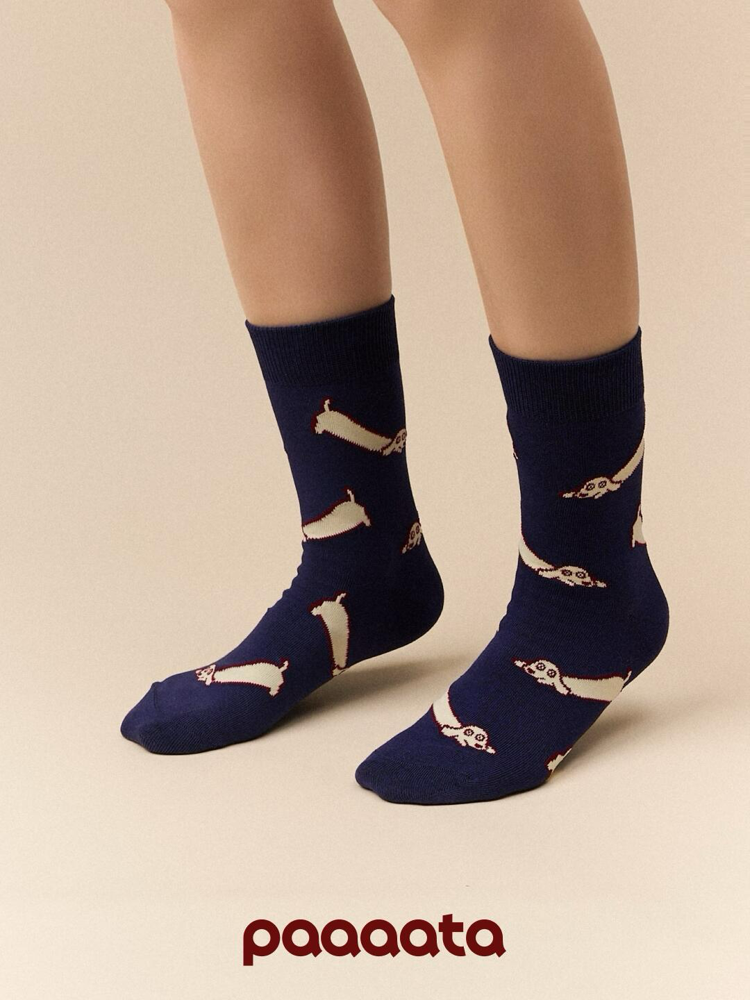 Unisex cotton socks by paaaata, soft and comfortable, featuring a classic design with ribbed cuffs and breathable fabric.