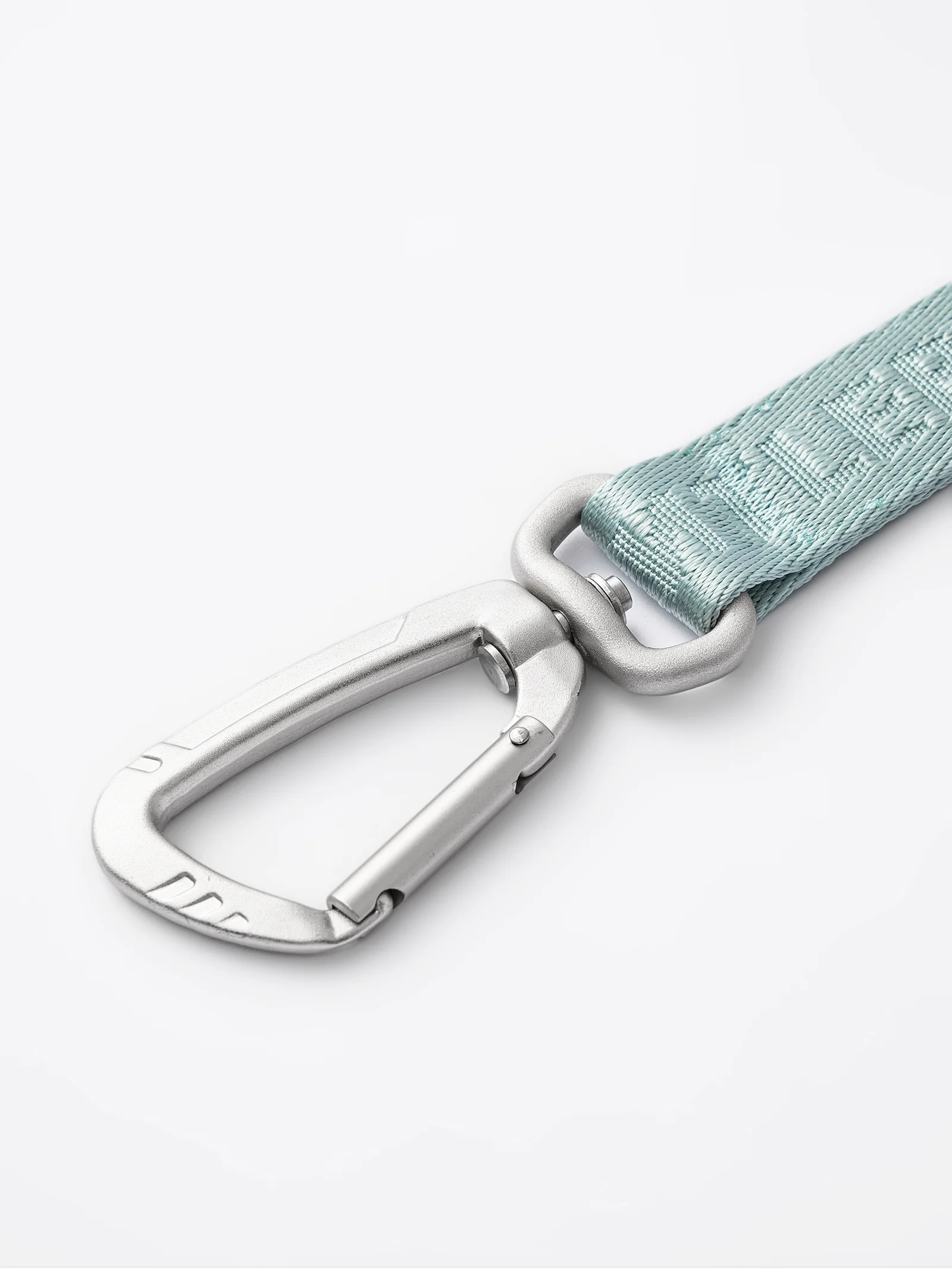 GENTLEBEAST mint blue short leash for dogs, featuring a durable design and comfortable grip for easy handling.